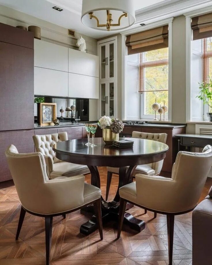 Кухонные интерьеры дмитрия ульянова КВАРТИРА ДИЗАЙНЕРА И АКТЁРА Kitchen interior, Home decor, Dining table