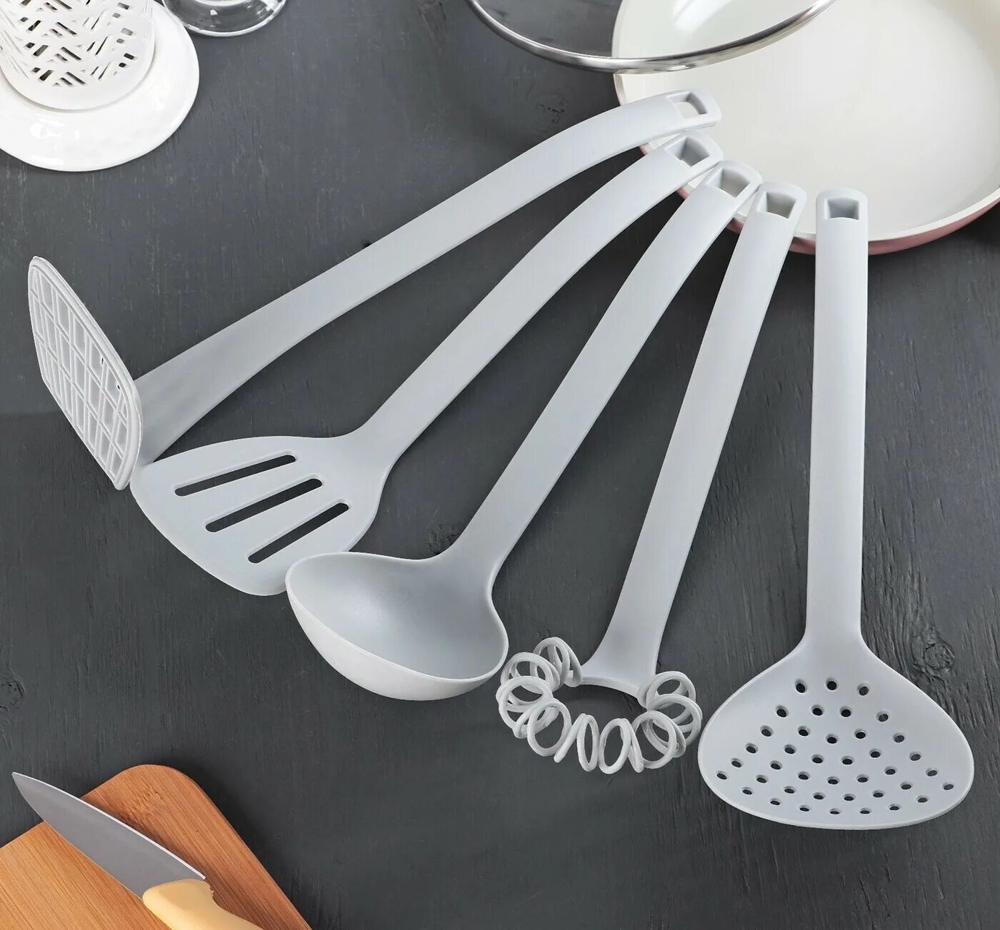 Кухонные комплекты фото Набор столовых приборов Vetta - купить в интернет-магазине OZON с быстрой достав