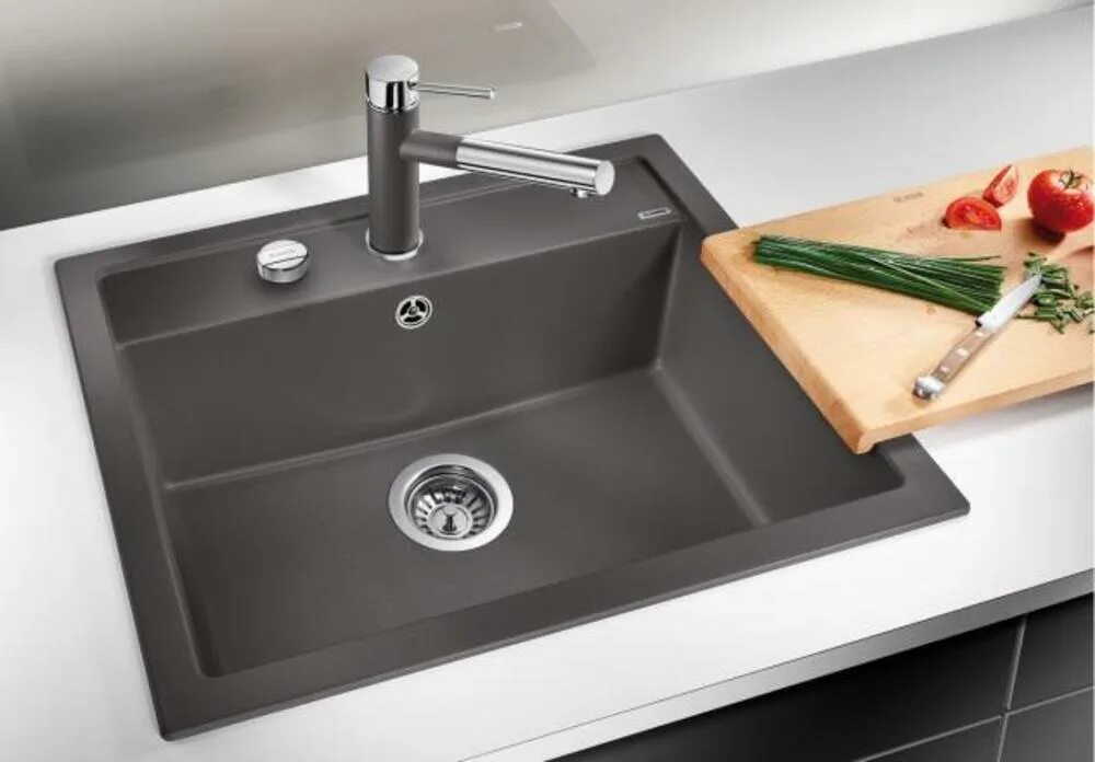 Кухонные мойки из камня фото Кухонная мойка Blanco DALAGO 6 SILGRANIT PuraDur 518850, темная скала по цене от