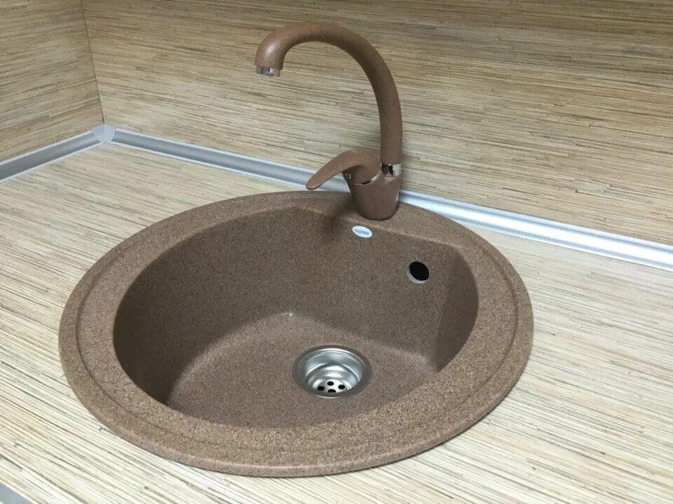 Кухонные мойки из камня фото Круглые каменные мойки: найдено 90 картинок