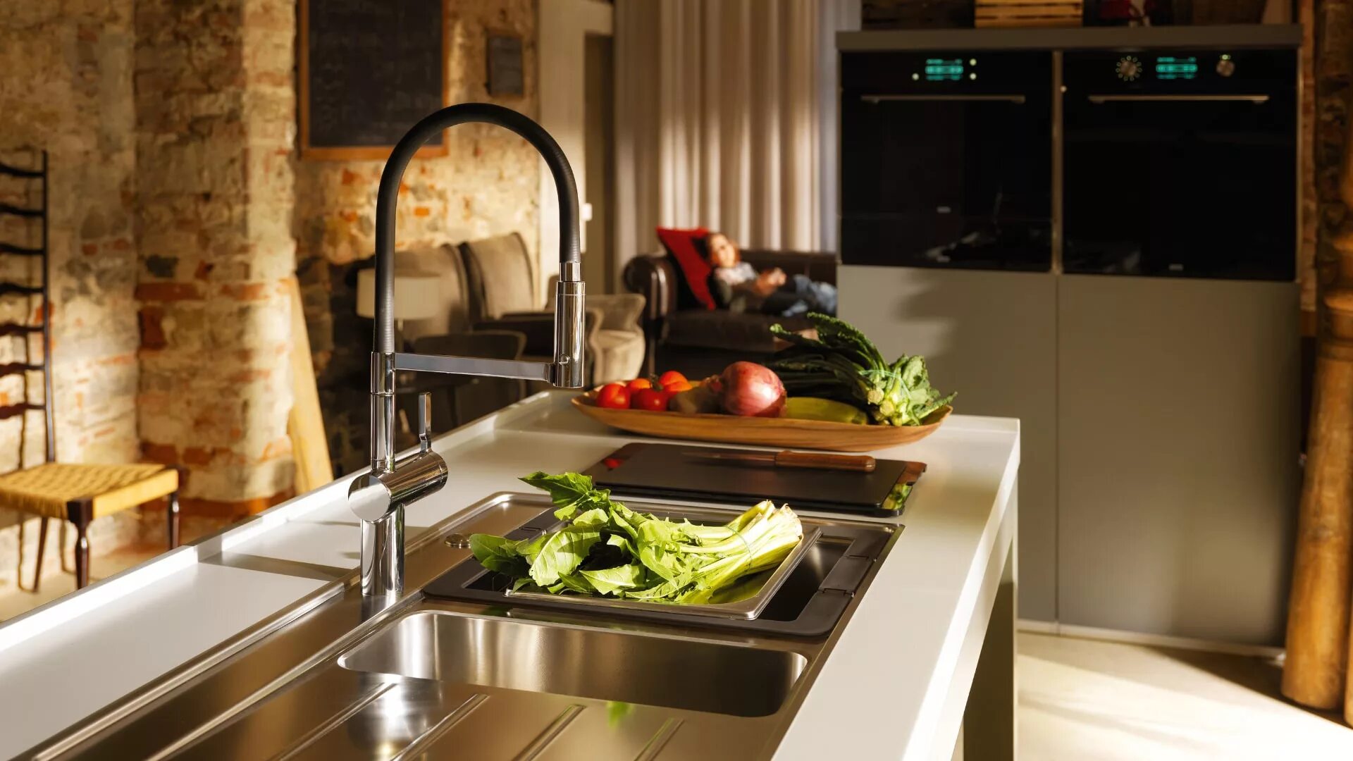 Кухонные мойки в интерьере кухни фото Franke Аstieks Design Boutique