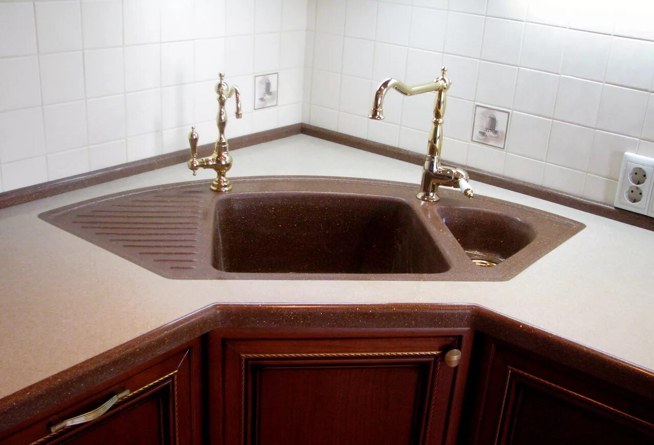 Кухонные мойки в углу фото Кухонная мойка в углу (81 фото) " НА ДАЧЕ ФОТО