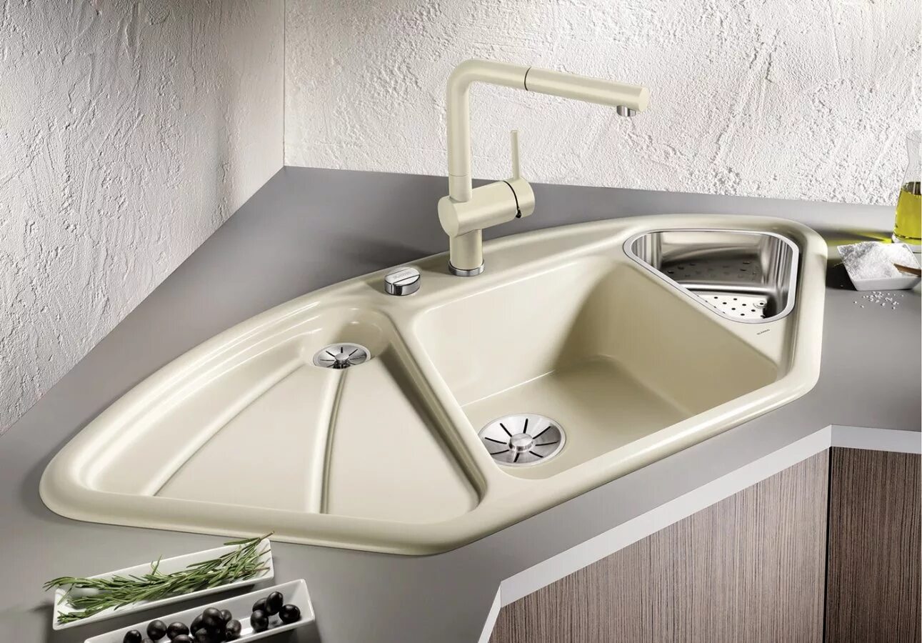 Кухонные мойки в углу фото Мойка для кухни керамическая Blanco Delta 512279 жасмин - купить в Москве, цены 