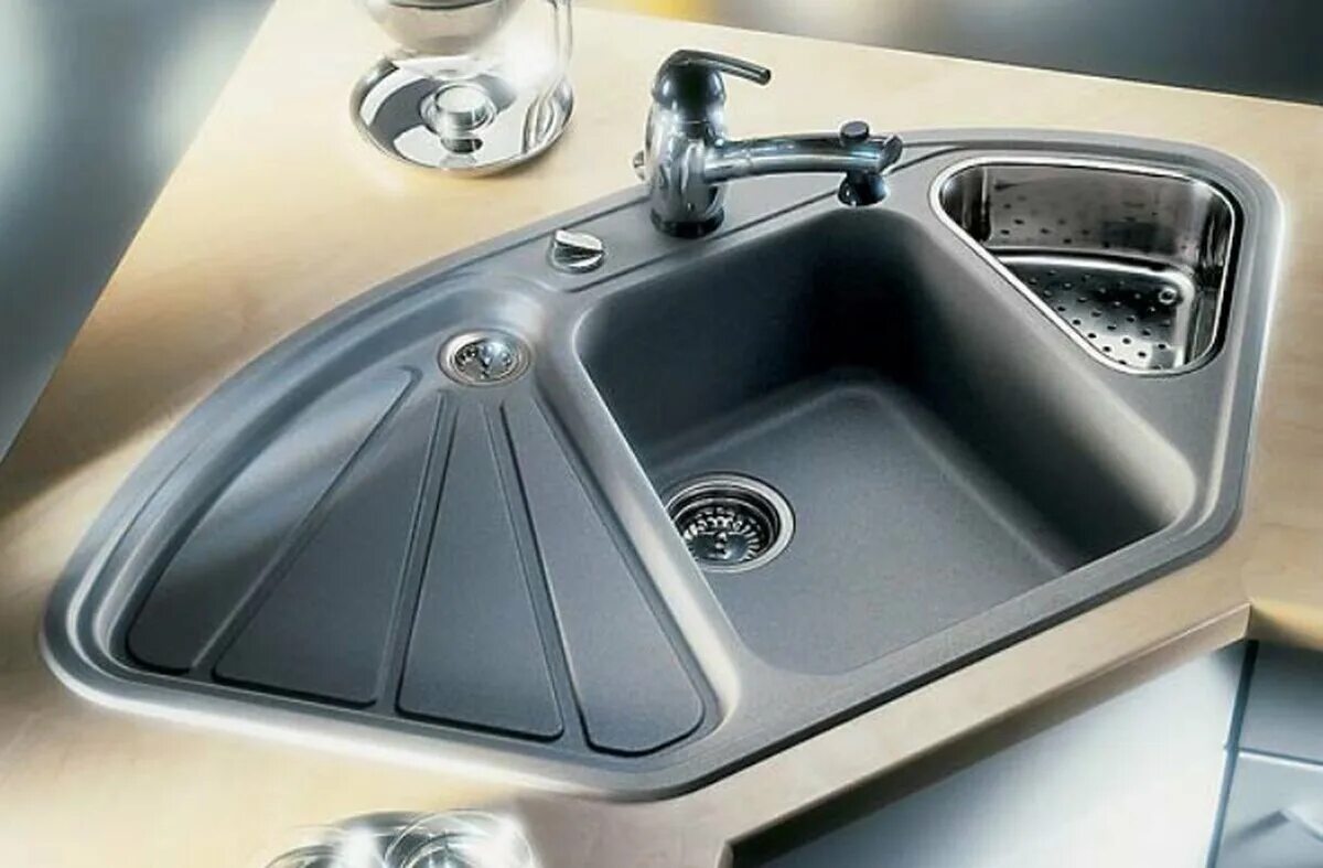 Кухонные мойки в углу фото Угловые мойки. Особенности, преимущества, рекомендации (+эл. книга) Дизайн интер