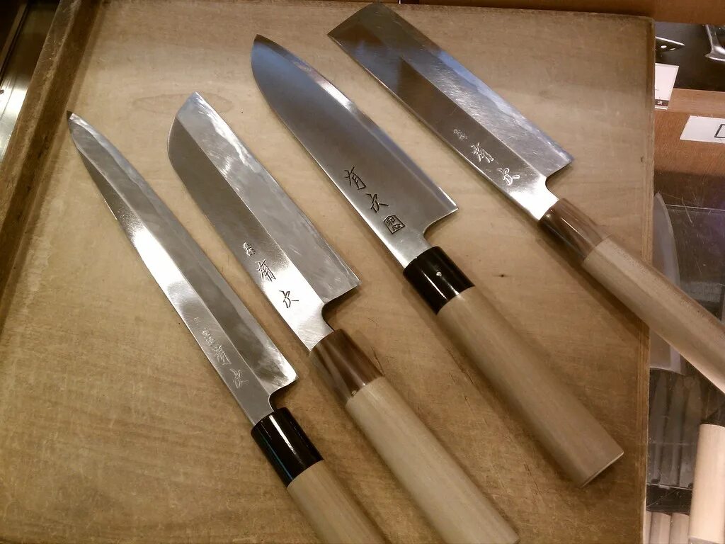 Кухонные ножи фото назначение aritsugu contenders Aritsugu is a very old and very famous. Flickr
