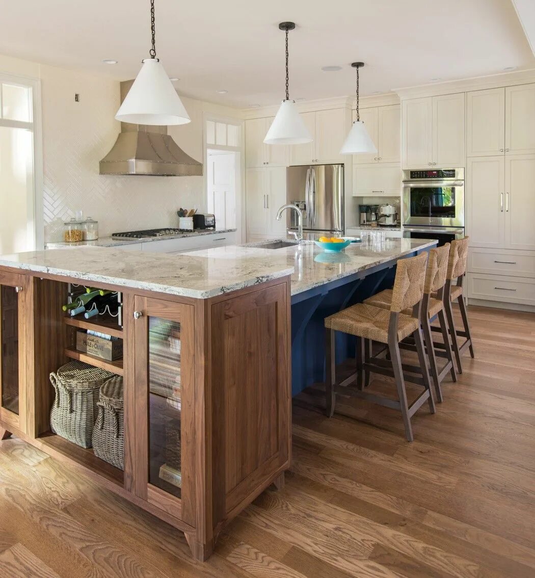 Кухонные островки фото White and wood Custom kitchen island, Walnut kitchen, Walnut kitchen cabinets