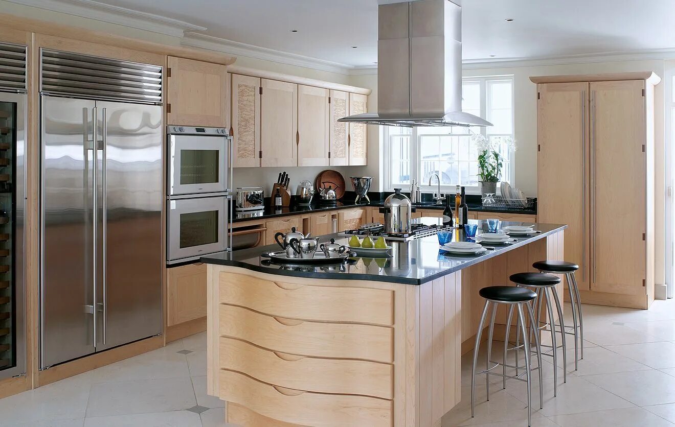 Кухонные островки фото Metropolitan Kitchen Collections Metropolitan Kitchen Designs