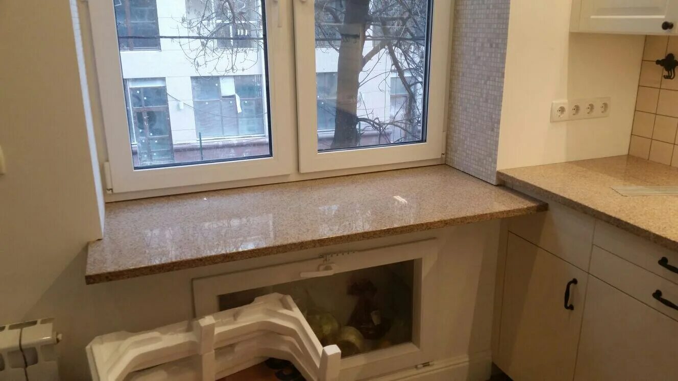 Кухонные подоконники фото ПОДОКОННИК ИЗ ГРАНИТА САНСЕТ ГОЛД - SUNSET GOLD