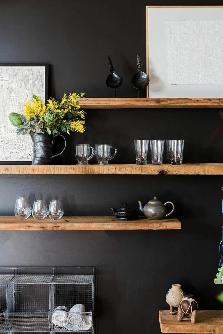 Кухонные полки в стиле лофт A Boho Loft in Chicago Rue Classy kitchen, Turquoise kitchen decor, Kitchen deco