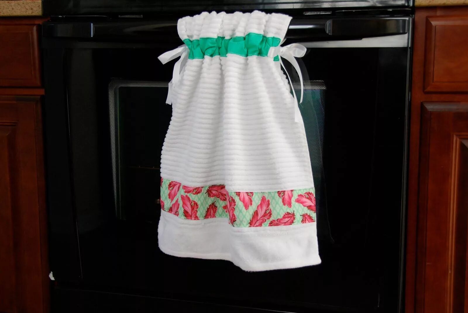 Кухонные полотенца сшить своими руками фото выкройки Pin. Sew. Press.: Tutorial: Stay-put Kitchen Towel Dikiş, Havlular
