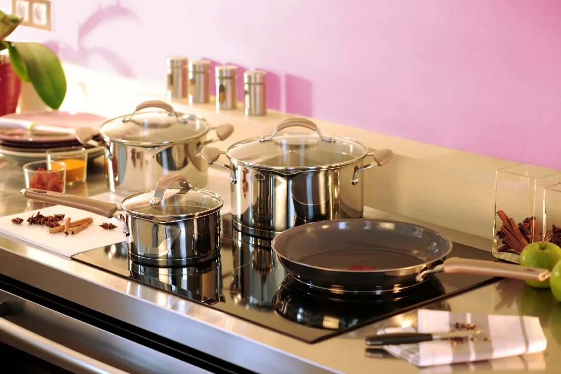 Кухонные посуды фото Посуда из нержавеющей стали от Tefal