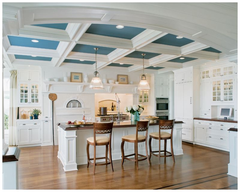 Кухонные потолки дизайн фото Little Italy Sub-Zero, Wolf, and Cove Kitchens