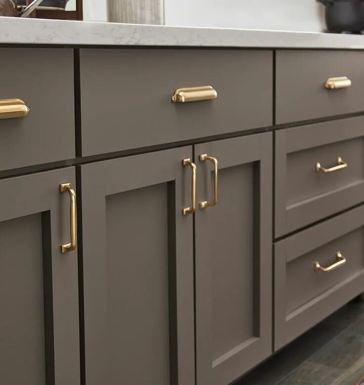 Кухонные ручки фото Mission Drawer Pull Grey kitchen cabinets, Kitchen interior, Interior design kit