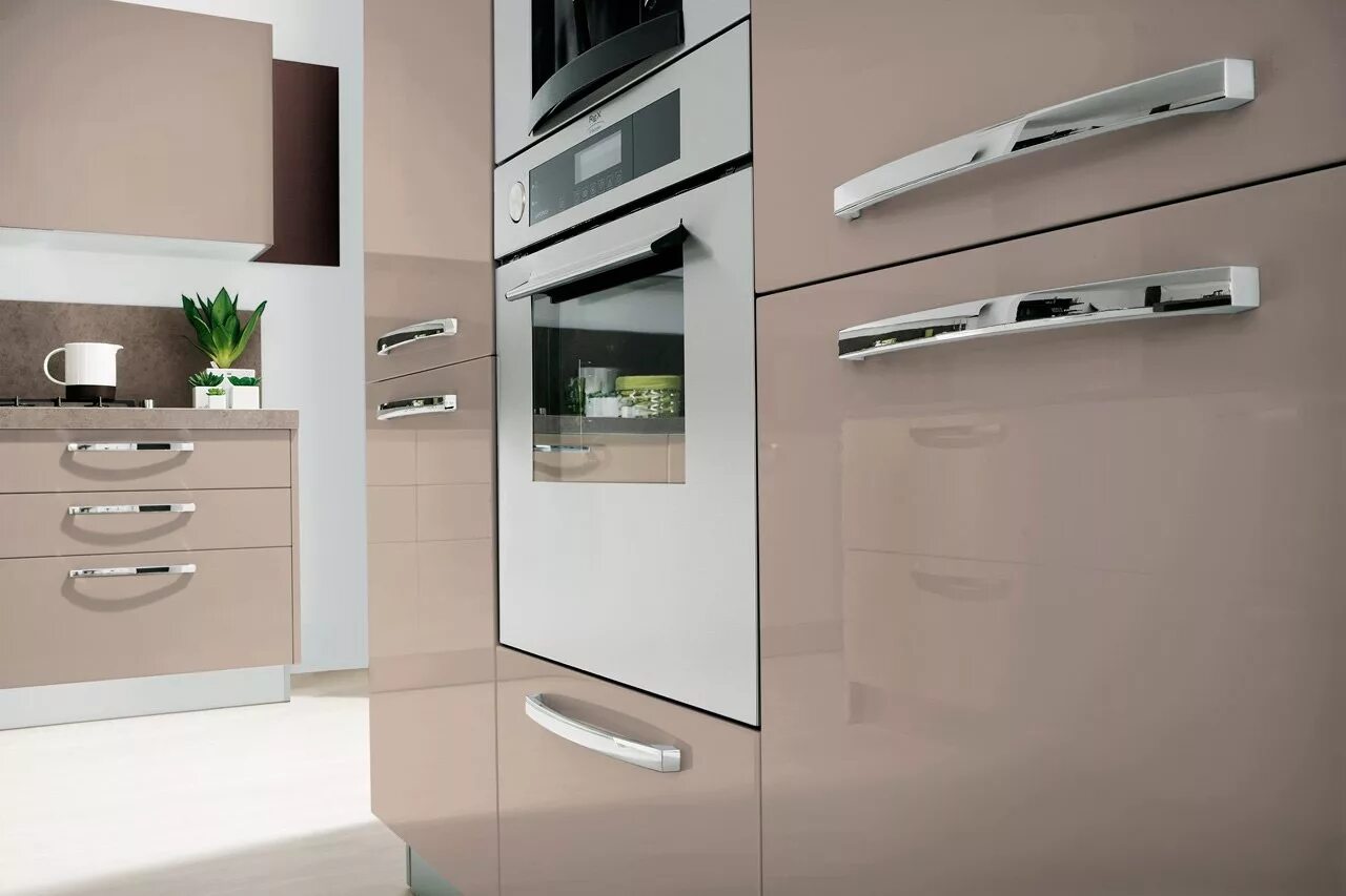 Кухонные ручки фото в интерьере Ручки для кухонной мебели (81 фото): мебельные скобы для кухни из Италии