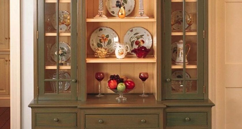 Кухонные серванты фото Буфет для посуды в гостиную: фото углового шкафа, витрина классическая, комоды и