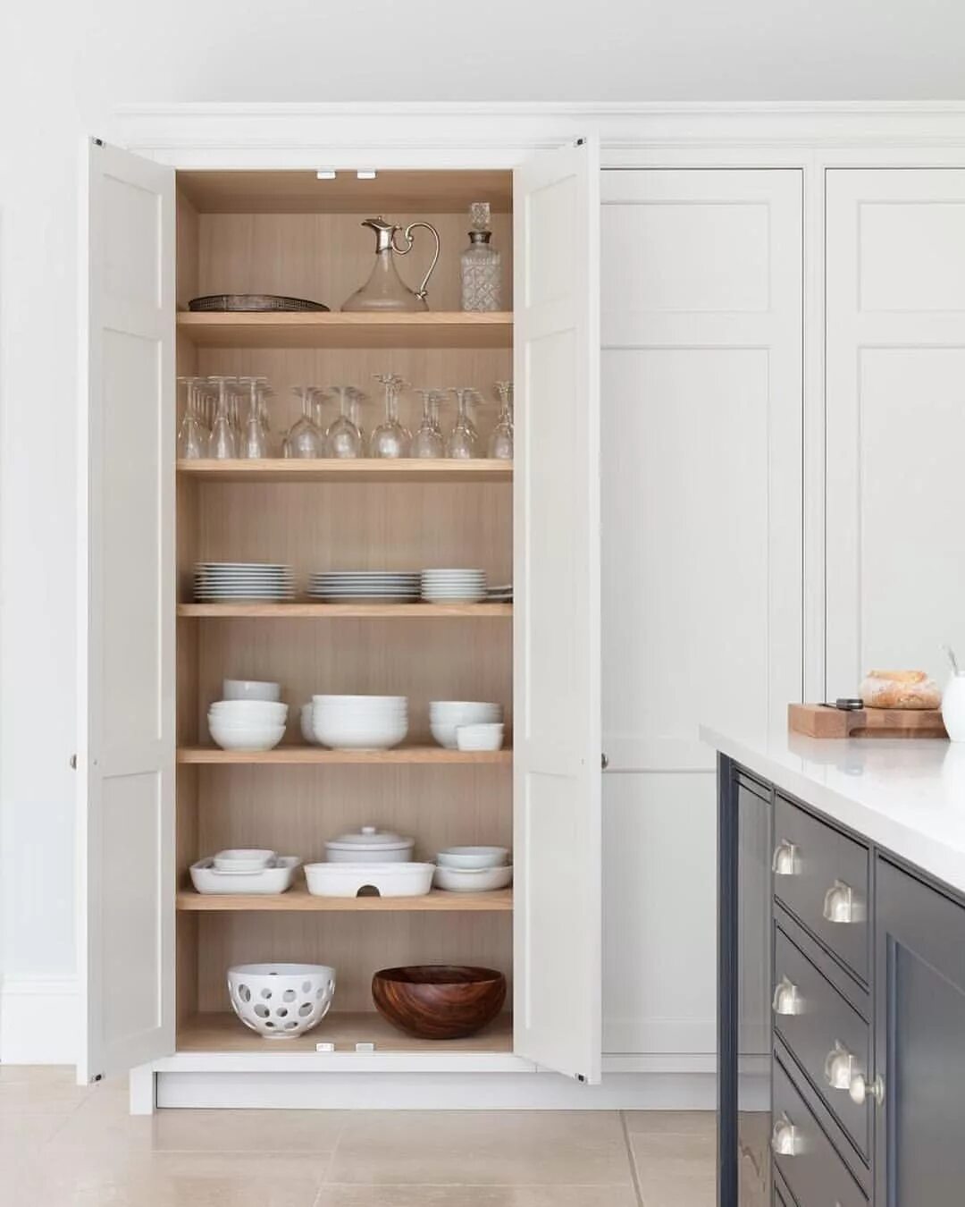 Кухонные шкафы фото 496 Likes, 5 Comments - Humphrey Munson (@humphreymunson) on Instagram: "These t