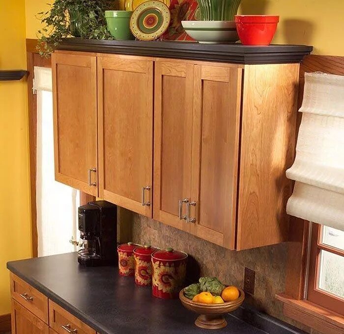 Кухонные шкафы своими руками фото полка на крышку шкафчика Diy kitchen renovation, Above kitchen cabinets, Kitchen