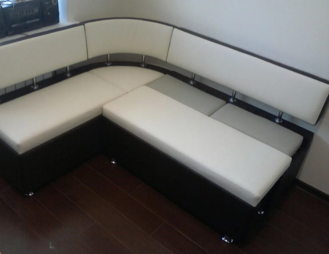 Кухонные спальные уголки фото цены Размеры кухонных уголков