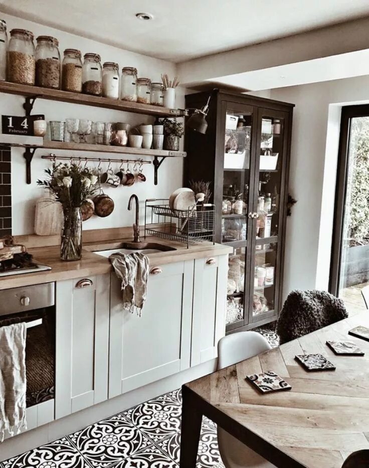 Кухонные стили фото 10 Beautiful Rooms: Wales - Mad About The House Kitchen interior, Home decor kit