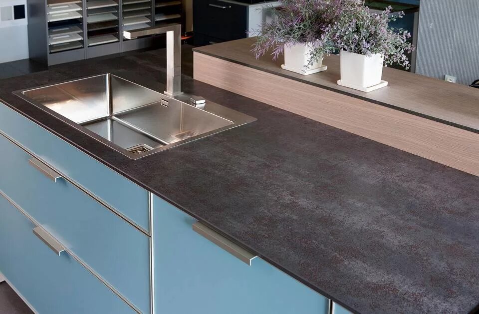 Кухонные столешницы фото цена Керамические столешницы на заказ в Минске, купить столешницу из керамики