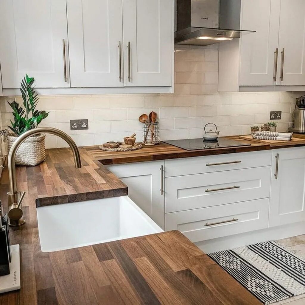 Кухонные столешницы под дерево фото Белая кухня с деревянной столешницей - ТОП 20 идей (+75 фото) Home decor kitchen
