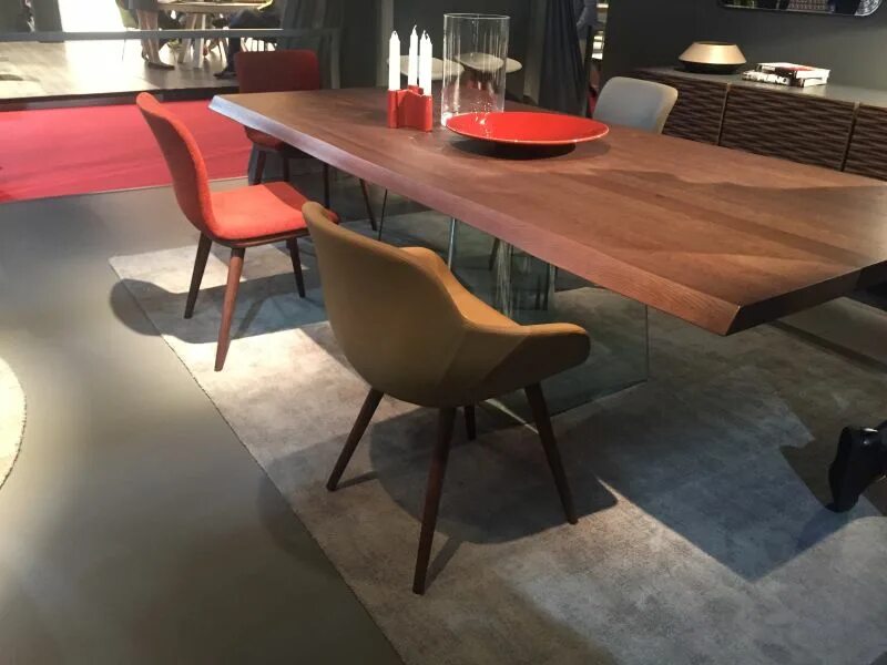 Кухонные столы 2024 модные фото Модные кухонные столы 2022 - фото