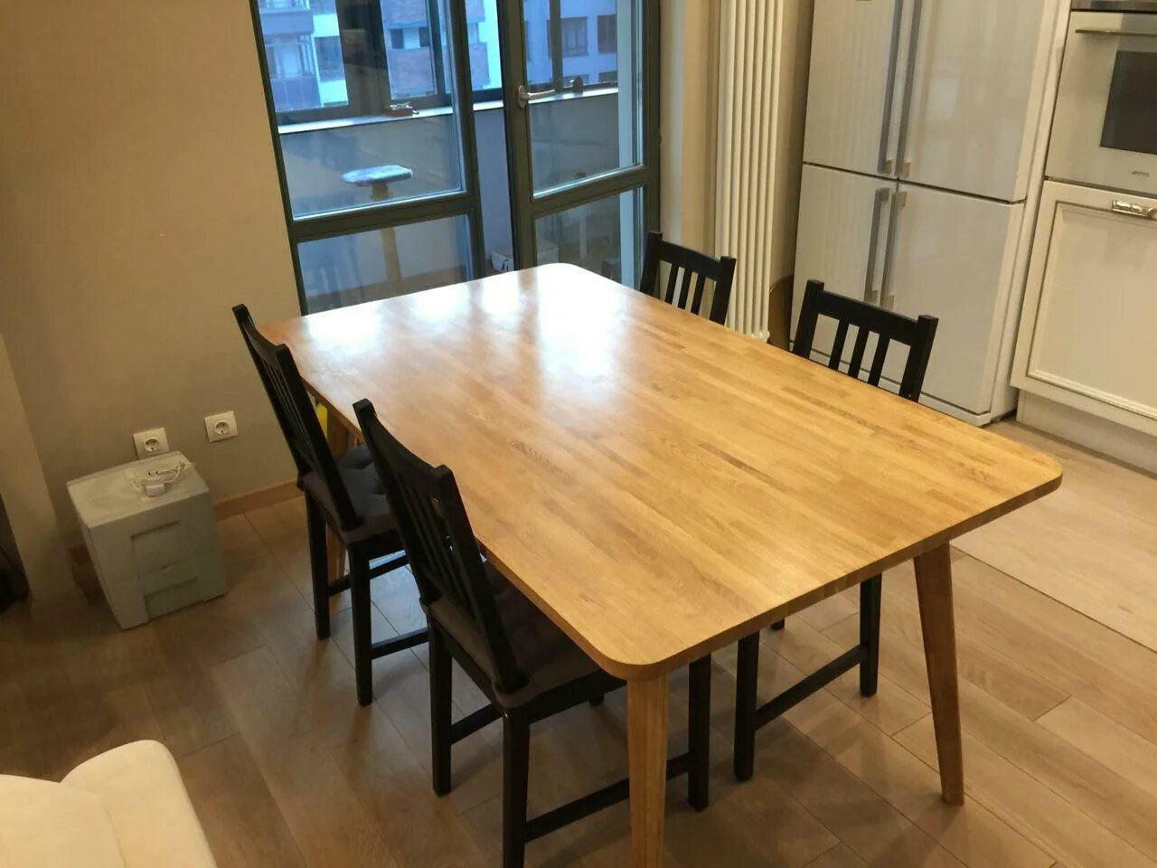 Кухонные столы дерева фото Стол на кухню из массива дерева - CormanStroy.ru