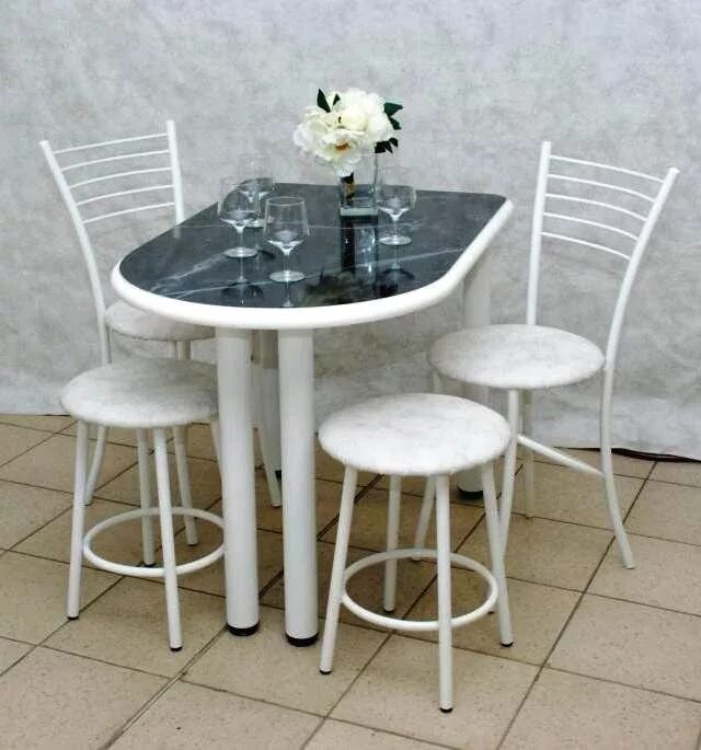 Кухонные столы для кухни фото и цены Cтол и стулья для маленькой кухни (70+ Фото) Стильно и недорого!