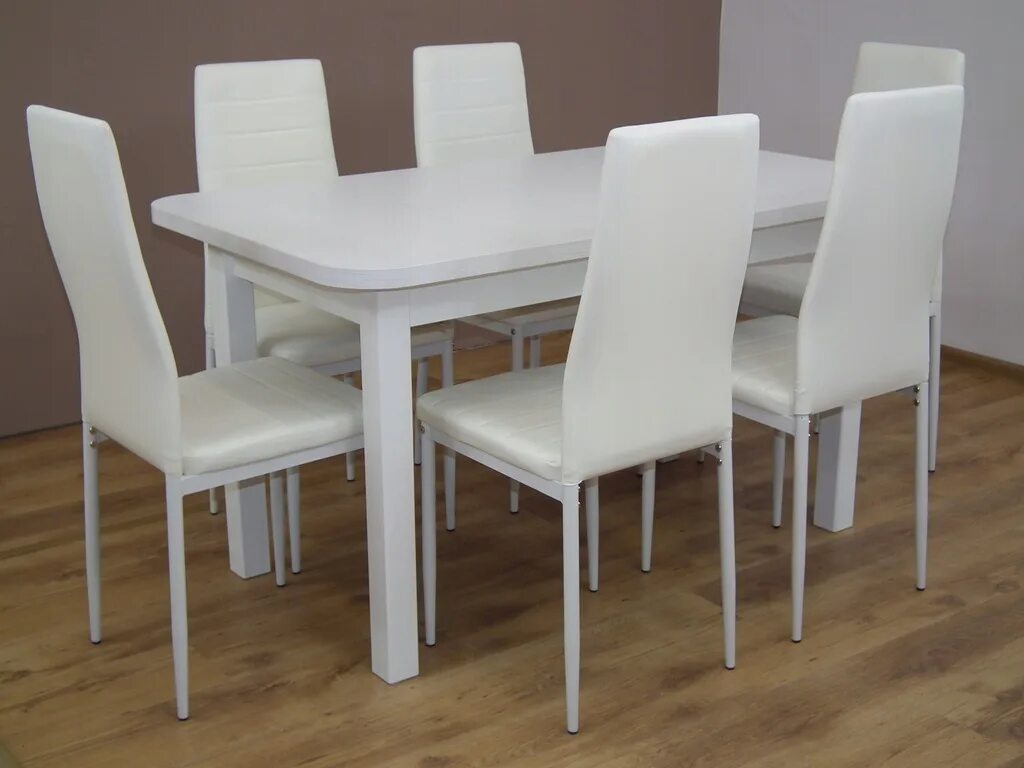 Кухонные столы и стулья ульяновск фото Biały rozkładany stół z białymi krzesłami - 7720610676 - oficjalne archiwum Alle