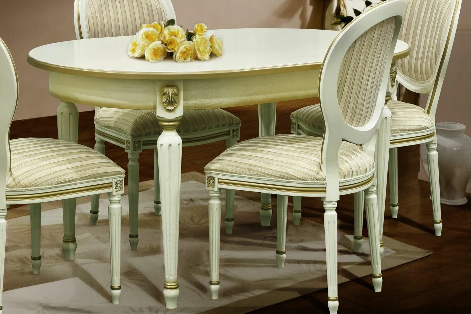 Кухонные столы пинскдрев фото Стол обеденный Милана 14 П4.265.0.28(323.02) слоновая кость с золочением купить 