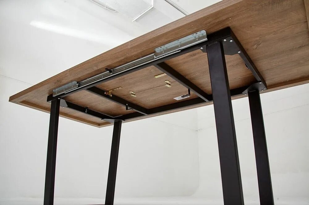 Кухонные столы в стиле лофт раздвижные Стол обеденный ЛОФТ дуб канзас / черный 138 в Санкт-Петербурге