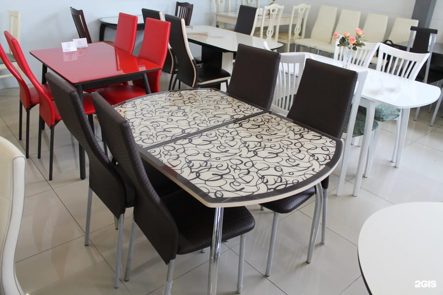 Кухонные столы в уфе фото и цены Solo, салон столов и стульев, ТЦ Лимонад, Уфимская, 28, Салават - 2ГИС
