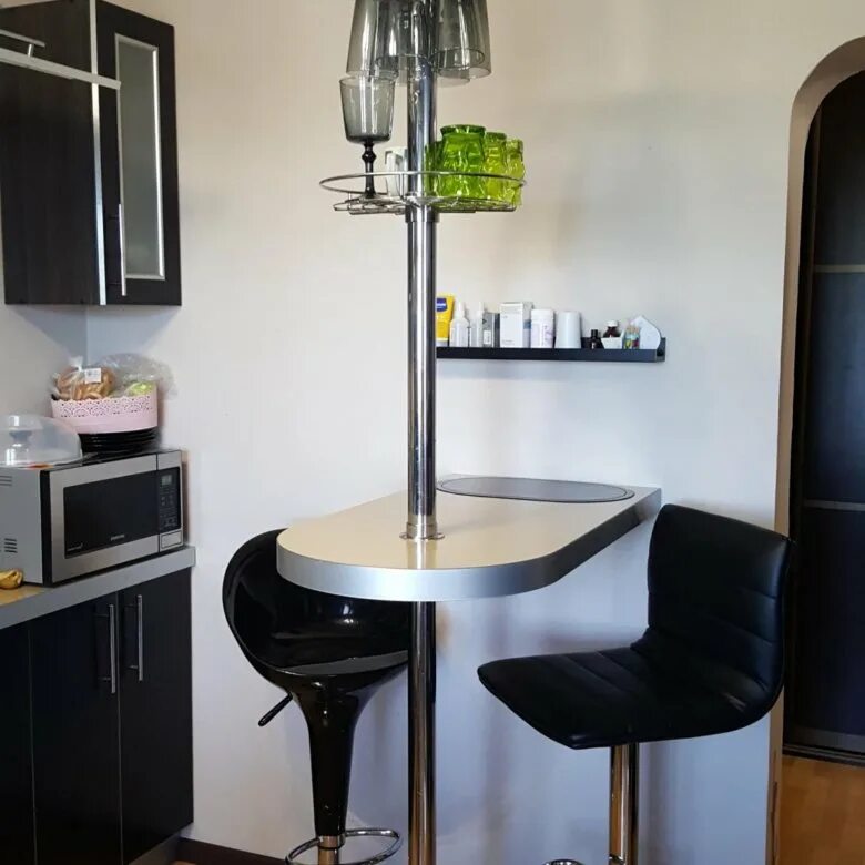 Кухонные стойки для маленькой кухни фото Барная стойка и 2 стула - купить в Ростове-на-Дону, цена 5 500 руб., продано 7 м