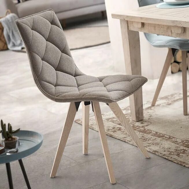 Кухонные стулья со спинкой мягкие современные фото Стул кухонный темно-серый Tuk от La Forma - купить за 21990 руб в интернет-магаз