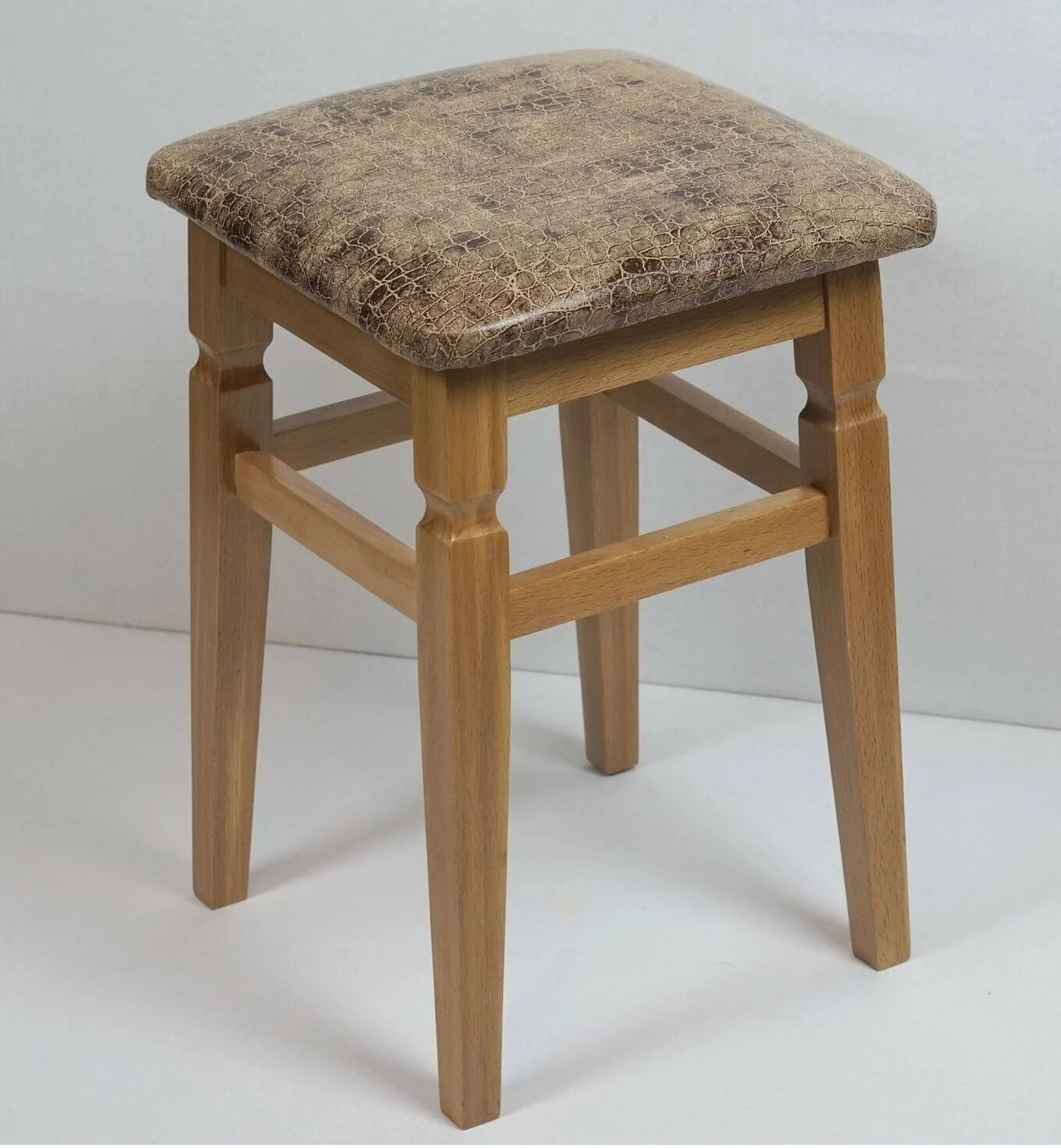 Кухонные табуретки фото Купить Табуретка "Остин" (Ирис) - Интернет магазин "Цвет мебели" в Рязани