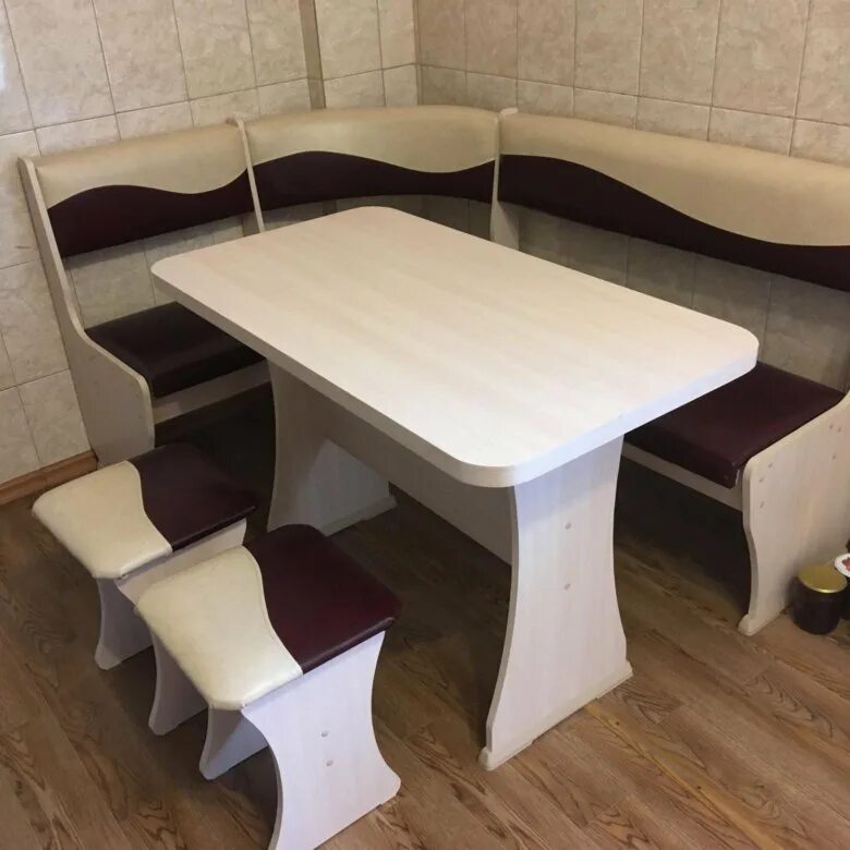 Кухонные уголки столы и стулья фото Кухонный уголок - купить в Ростове-на-Дону, цена 2 500 руб., продано 3 июля 2018