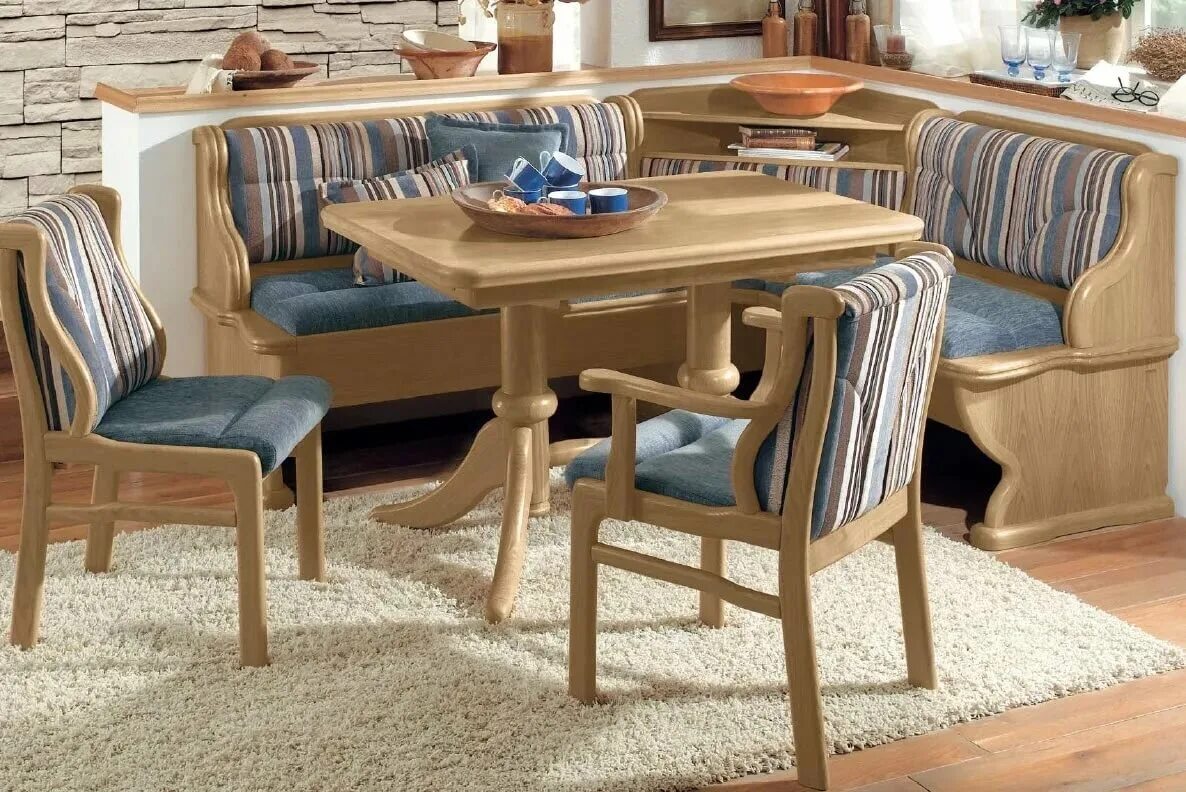 Кухонные уголки столы и стулья фото Мягкое обеденное кресло для кухни с подлокотниками: со спальным местом, кожаное 