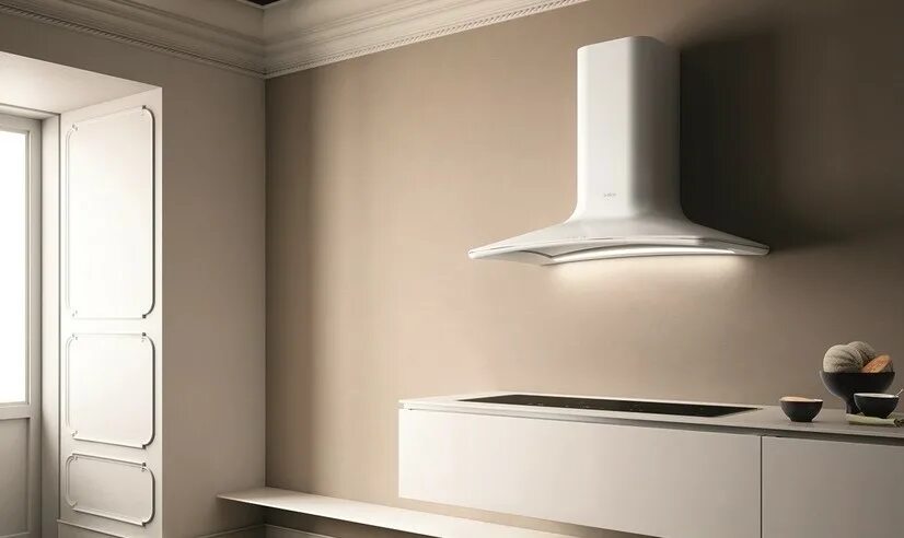 Кухонные вытяжки фото Цена на Elica SWEET IVORY/A/85+CAM - 144790 руб в Москве, купить с бесплатной до