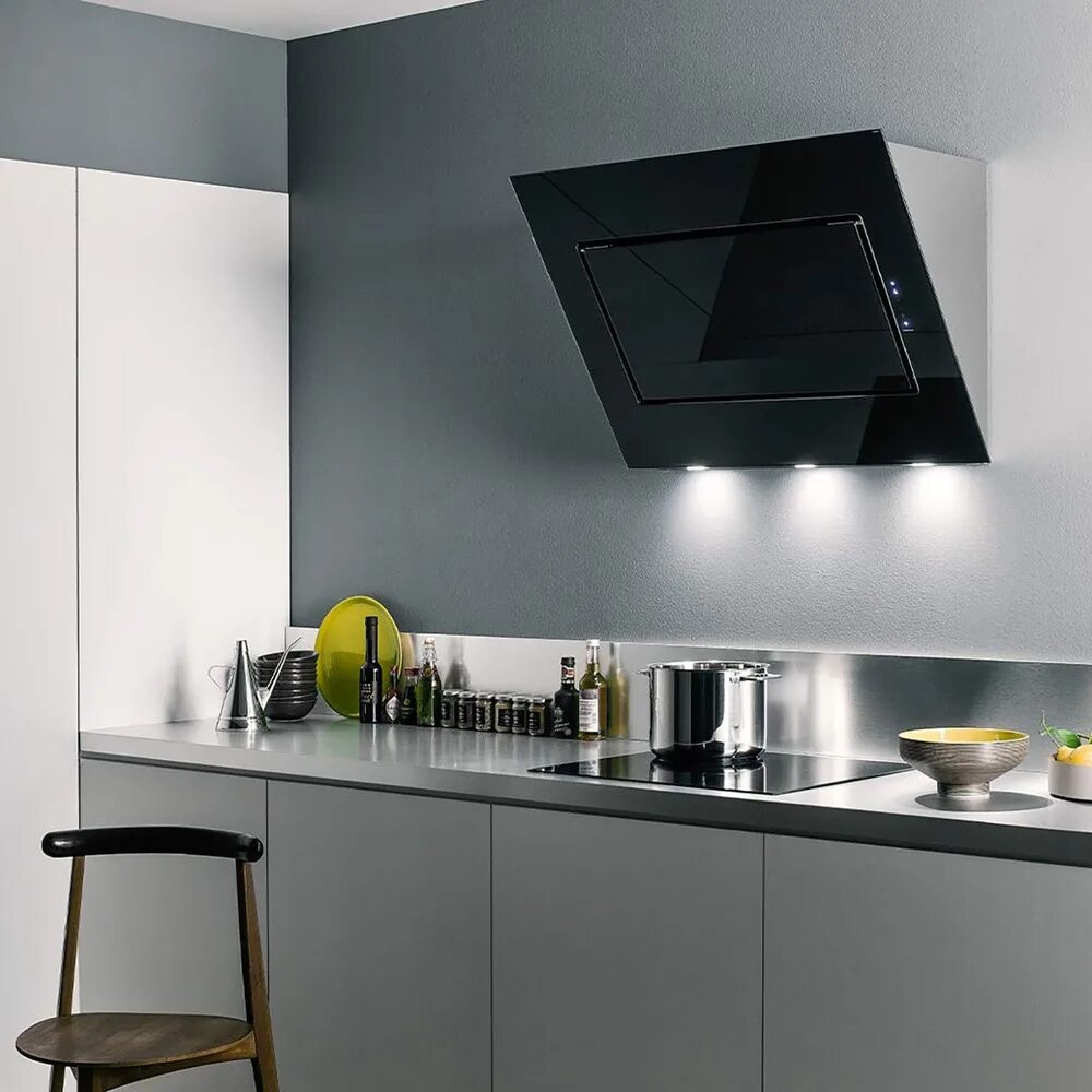 Кухонные вытяжки в интерьере кухни с трубой Купить Вытяжка Falmec Quasar Glass Black 90 (800) в Екатеринбурге