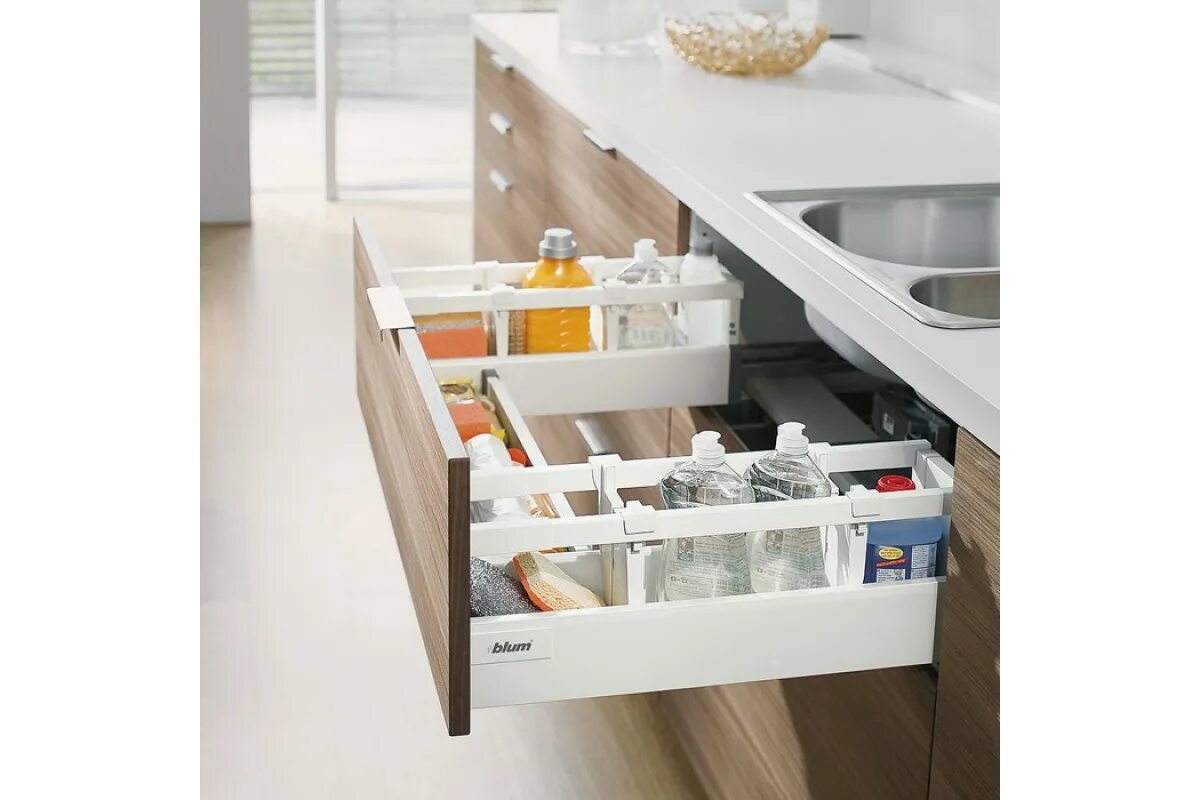 Кухонные ящики фото Ящик antaro Blum под мойку "C", M + 1 рейлинг. Выберите цвет царг и глубину. про