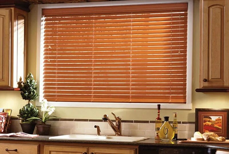 Кухонные жалюзи фото Деревянные жалюзи горизонтальные на окна ⚡ от 4200 руб. в СПб!