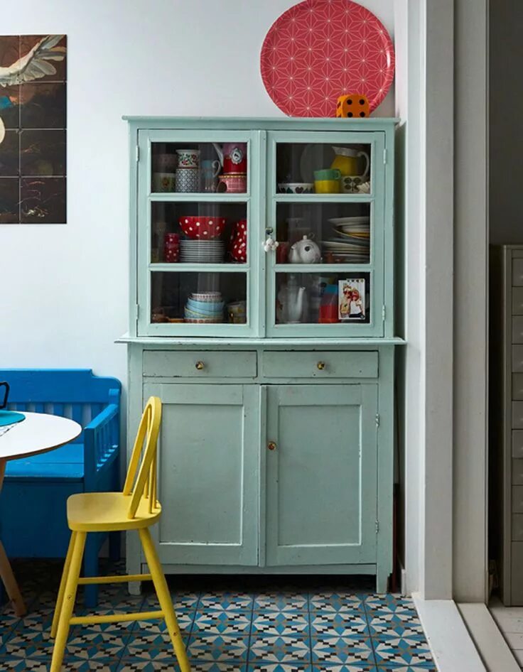 Кухонный буфет в интерьере 5 conseils pour décorer votre premier appartement sans vous ruiner - Elle Décora