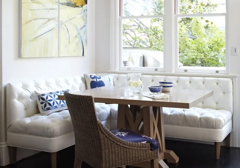 Кухонный диван в интерьере Угловые диваны на заказ - индивидуальное изготовление в Москве.