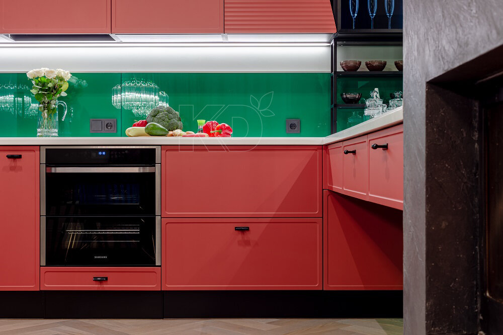 Кухонный двор бул победы 23б фото Коралловая кухня-гостиная из телепроекта "Дачный Ответ" Кухонный Двор Дзен