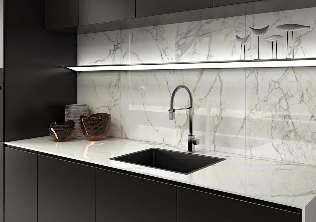 Кухонный фартук из керамогранита 120х60 фото Какой фартук для кухни будет модным и практичным - shkafkupeprosto.ru Плитка, Ин