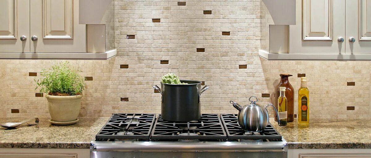 Кухонный фартук из плитки фото Итальянская плитка на фартук для кухни (38 фото): для светлого помещения керамич