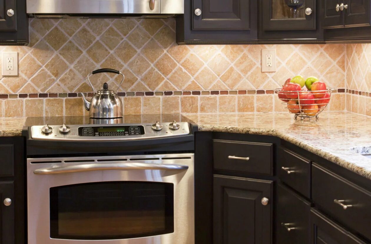 Кухонный фартук из плитки фото Фартук для кухни из плитки размер высота от пола