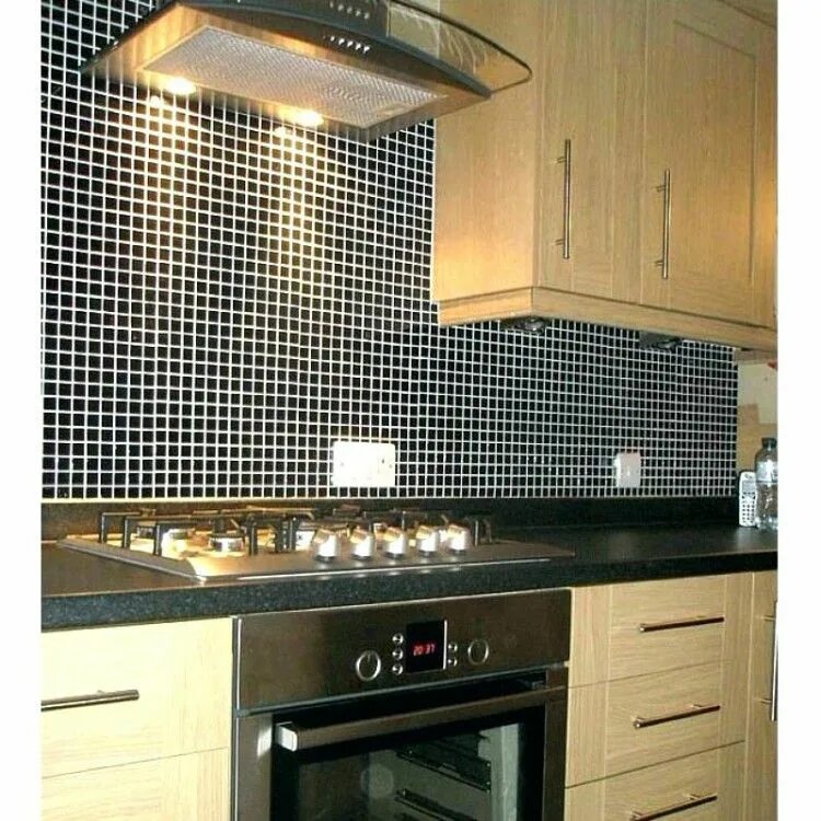 Кухонный фартук мозаика фото Kitchen Ideas With Black Tiles Kitchen tiles, Bathroom floor tiles, Swimming poo