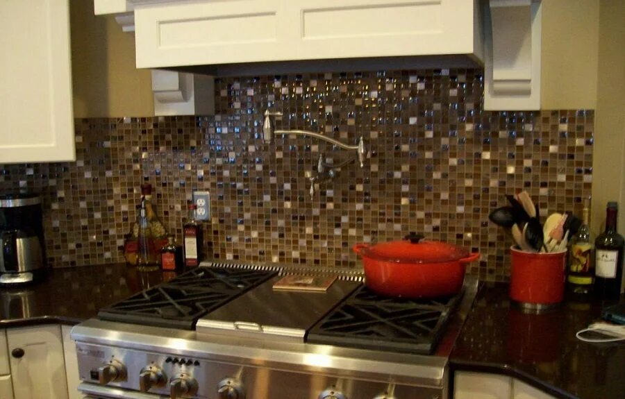Кухонный фартук мозаика фото Pin by LookMyHome on Kitchen Backsplash Ideas Kitchen backsplash, Glass mosaic t
