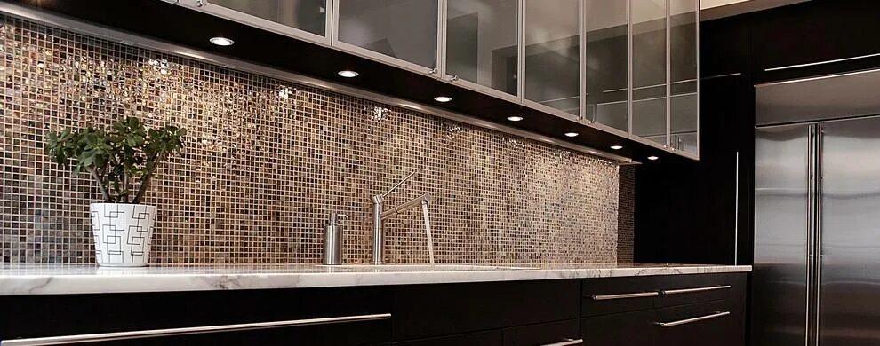 Кухонный фартук мозаика фото Плитка мозаика на фартук для кухни (25 фото) - современные коллекции в интерьере